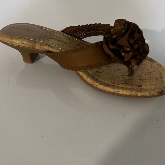 Switch Flops with 2” mini heel and changeable straps - Picture 1 of 2